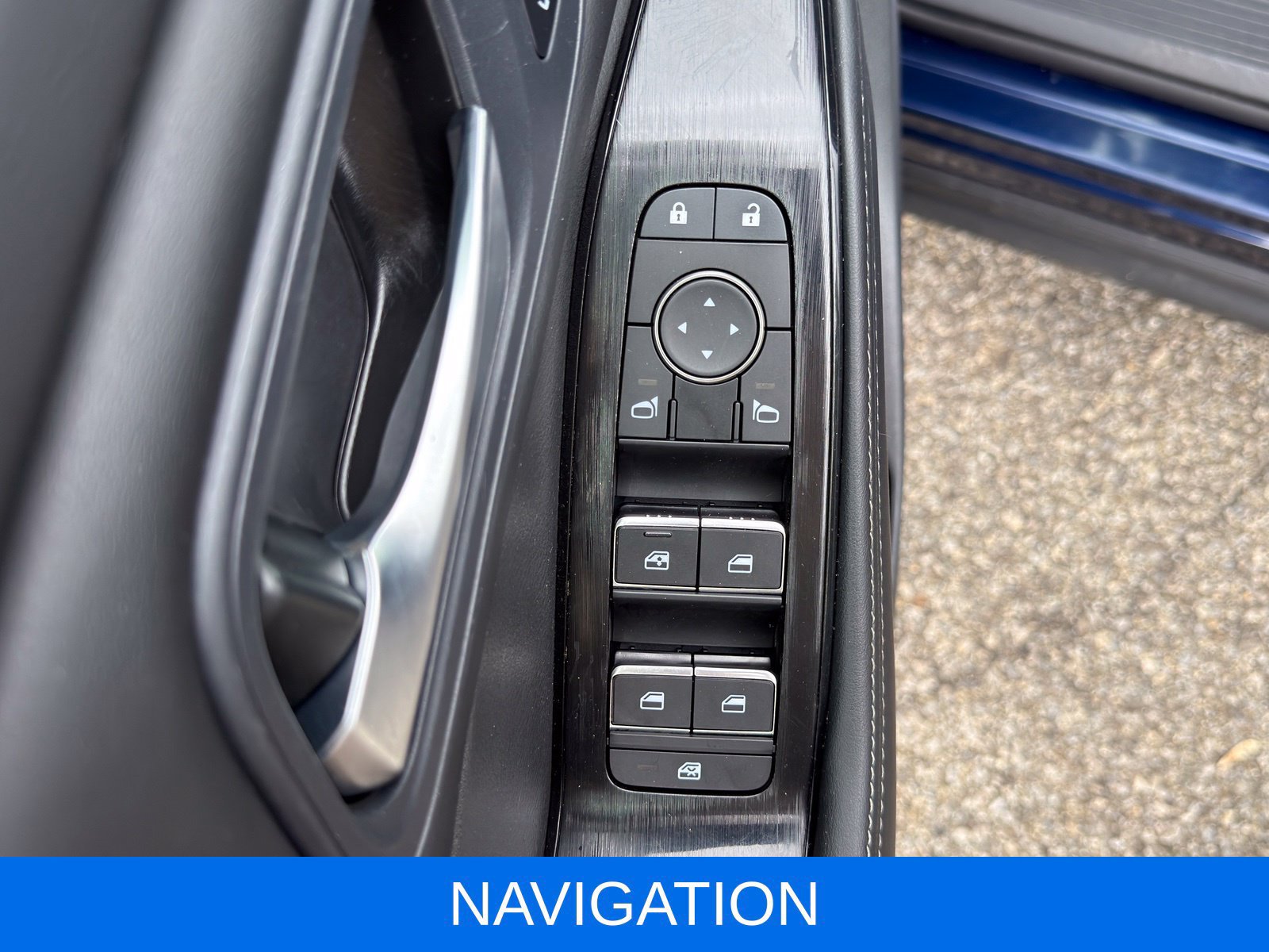 Used 2024 Nissan Rogue SL w/ SL Premium Package AWD/4WD image 13