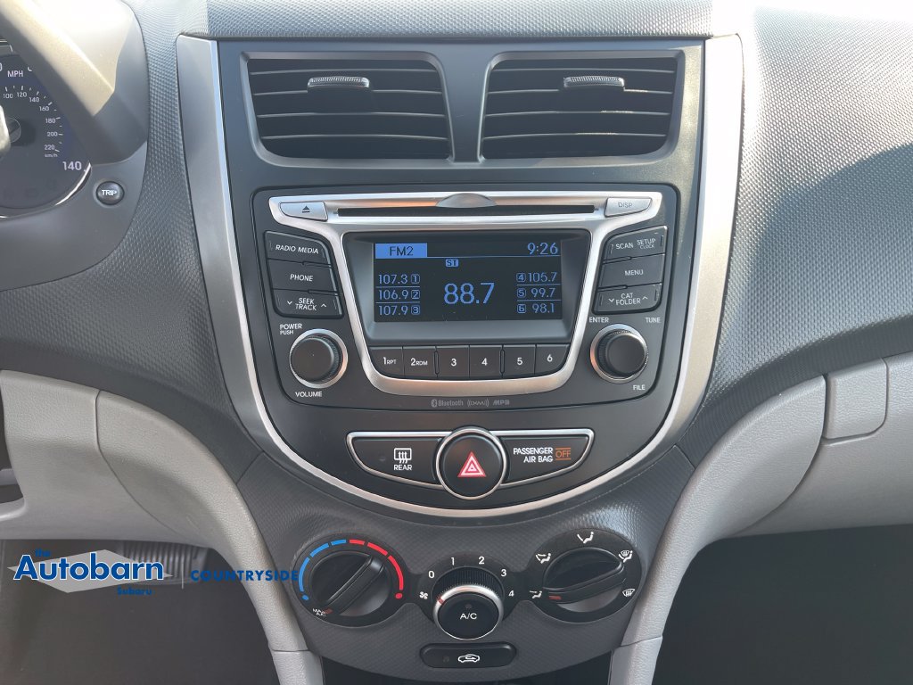 Used 2016 Hyundai Accent SE w/ Option Group 02 FWD image 16