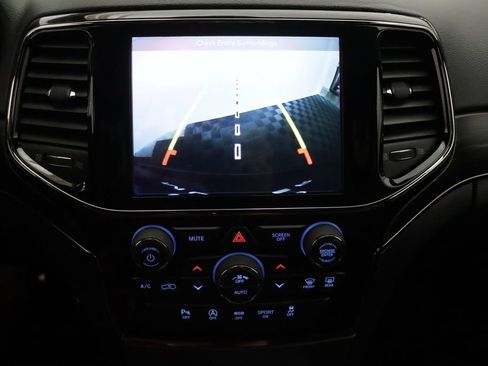 Used 2019 Jeep Grand Cherokee Limited X AWD/4WD image 21