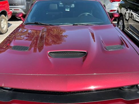 Used 2021 Dodge Challenger R/T Scat Pack RWD image 3