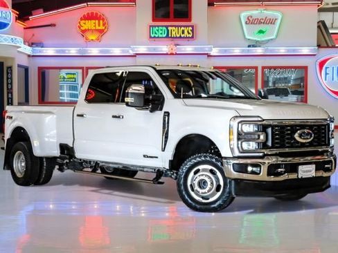 Used 2024 Ford F350 Lariat w/ Lariat Ultimate Package image 1