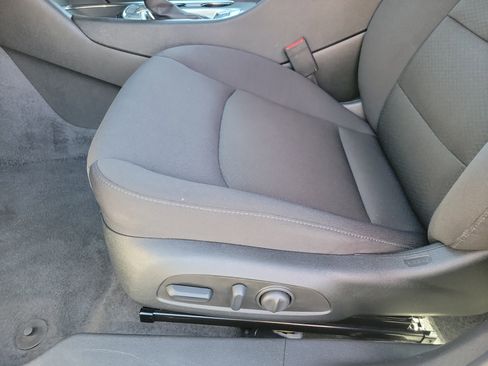 Used 2025 Chevrolet Malibu LT image 5