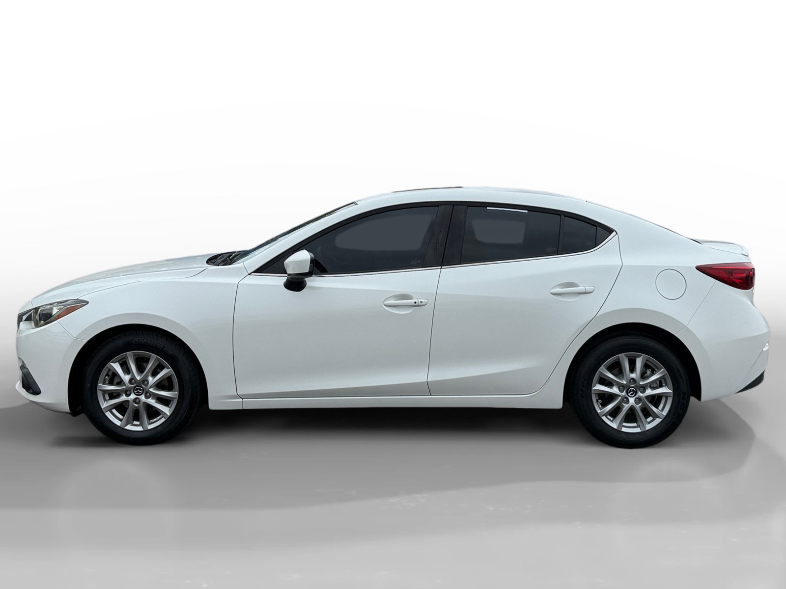Used 2016 MAZDA MAZDA3 i Touring FWD image 2