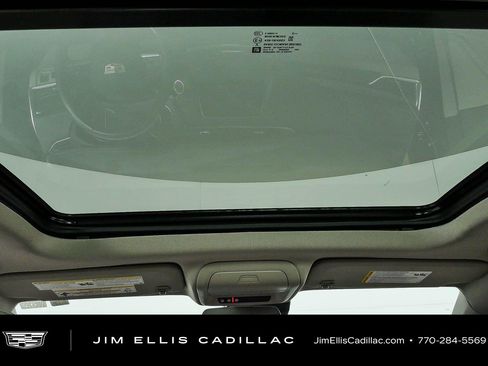 Certified 2023 Cadillac XT4 Premium Luxury w/ Cold Weather Package AWD/4WD image 20