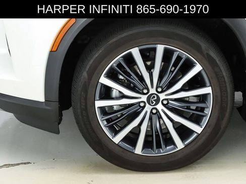 Used 2024 INFINITI QX60 Sensory AWD/4WD image 45
