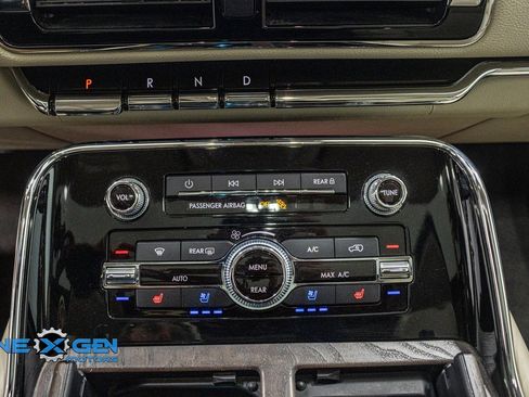 Used 2020 Lincoln Navigator Reserve w/ Equipment Group 208A Reserve image 20