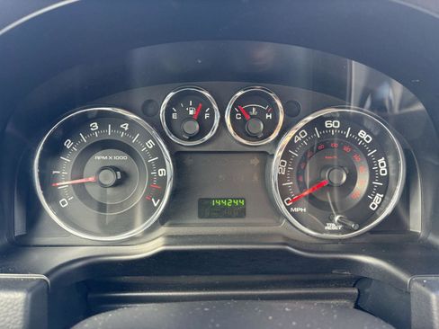 Used 2010 Ford Edge SE image 11