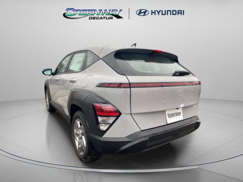New 2026 Hyundai Kona SE FWD image 8