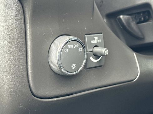 Used 2024 Chevrolet Express 2500 w/ Driver Convenience Package image 10