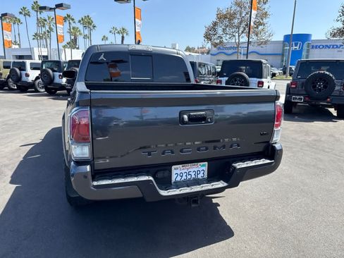 Used 2021 Toyota Tacoma TRD Sport w/ TRD Premium Sport Package RWD image 18