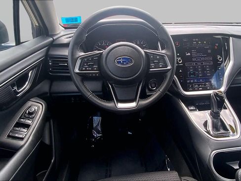 Used 2025 Subaru Outback Premium AWD/4WD image 7
