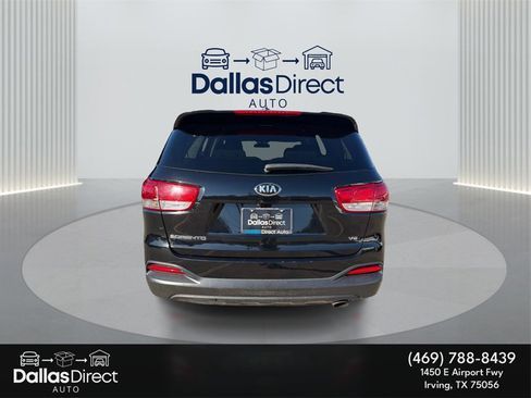 Used 2017 Kia Sorento LX image 7