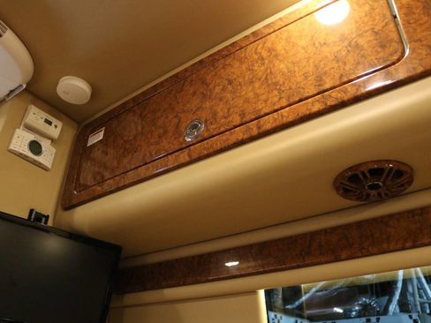 Used 2015 Mercedes-Benz Sprinter 3500 image 80