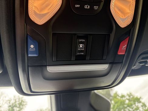 New 2026 RAM 1500 Tradesman w/ Off Road Group AWD/4WD image 23
