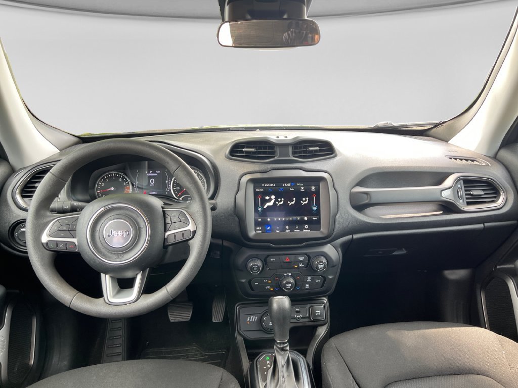 Used 2023 Jeep Renegade Latitude AWD/4WD image 23