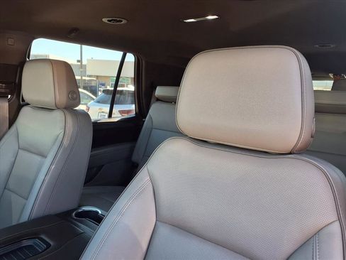 Used 2022 GMC Yukon SLT image 17