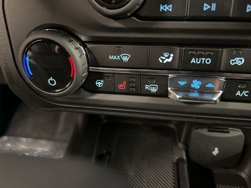 New 2026 Ford Bronco Outer Banks image 14