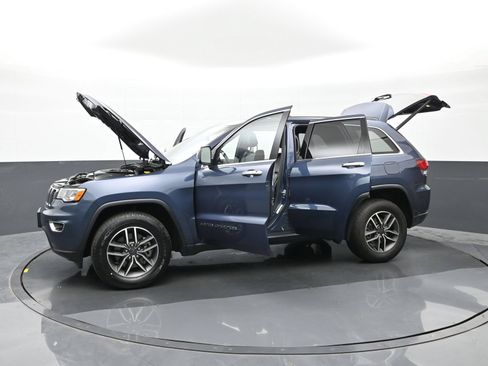 Used 2021 Jeep Grand Cherokee Limited AWD/4WD image 48