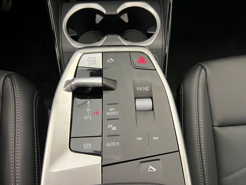 Used 2025 BMW X1 xDrive28i w/ Convenience Package AWD/4WD image 27