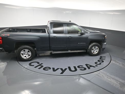 Used 2017 Chevrolet Silverado 1500 LT w/ All Star Edition image 33