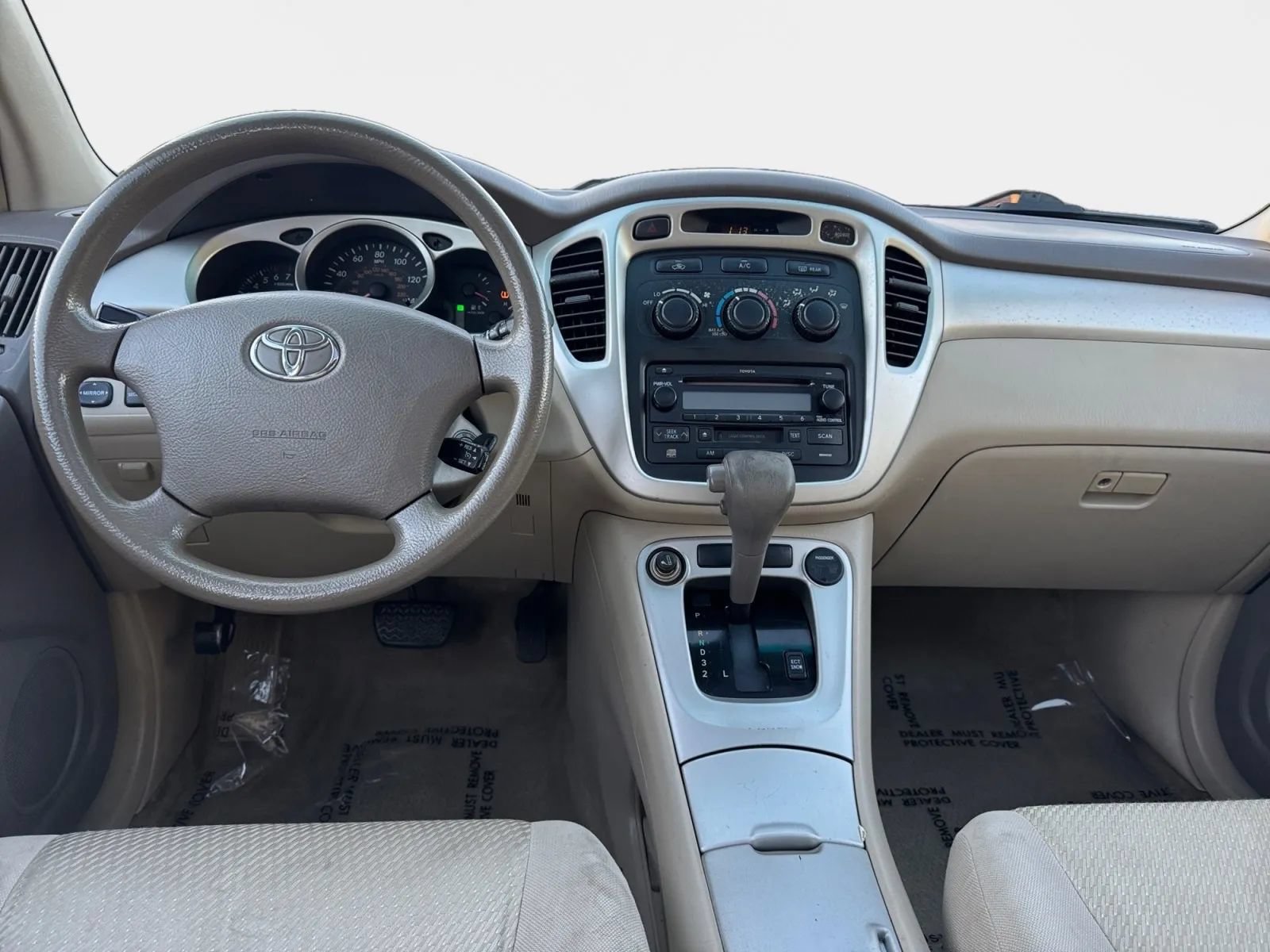 Used 2005 Toyota Highlander 4WD V6 w/ 3rd Row image 14