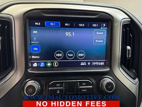 Used 2022 Chevrolet Silverado 2500 LT w/ Convenience Package image 22