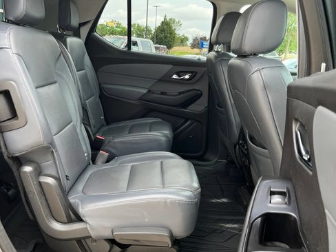 Used 2018 Chevrolet Traverse Premier w/ LPO, Floor Liner Package AWD/4WD image 25