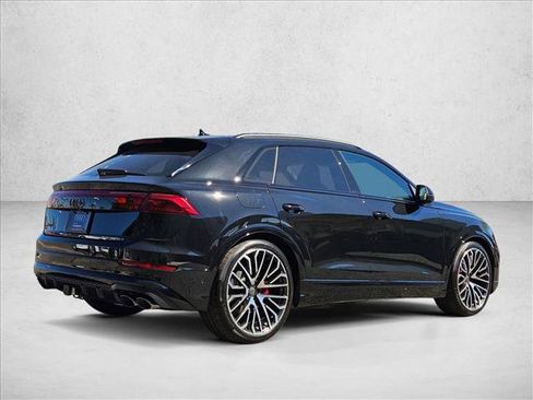 New 2026 Audi SQ8 Prestige image 2