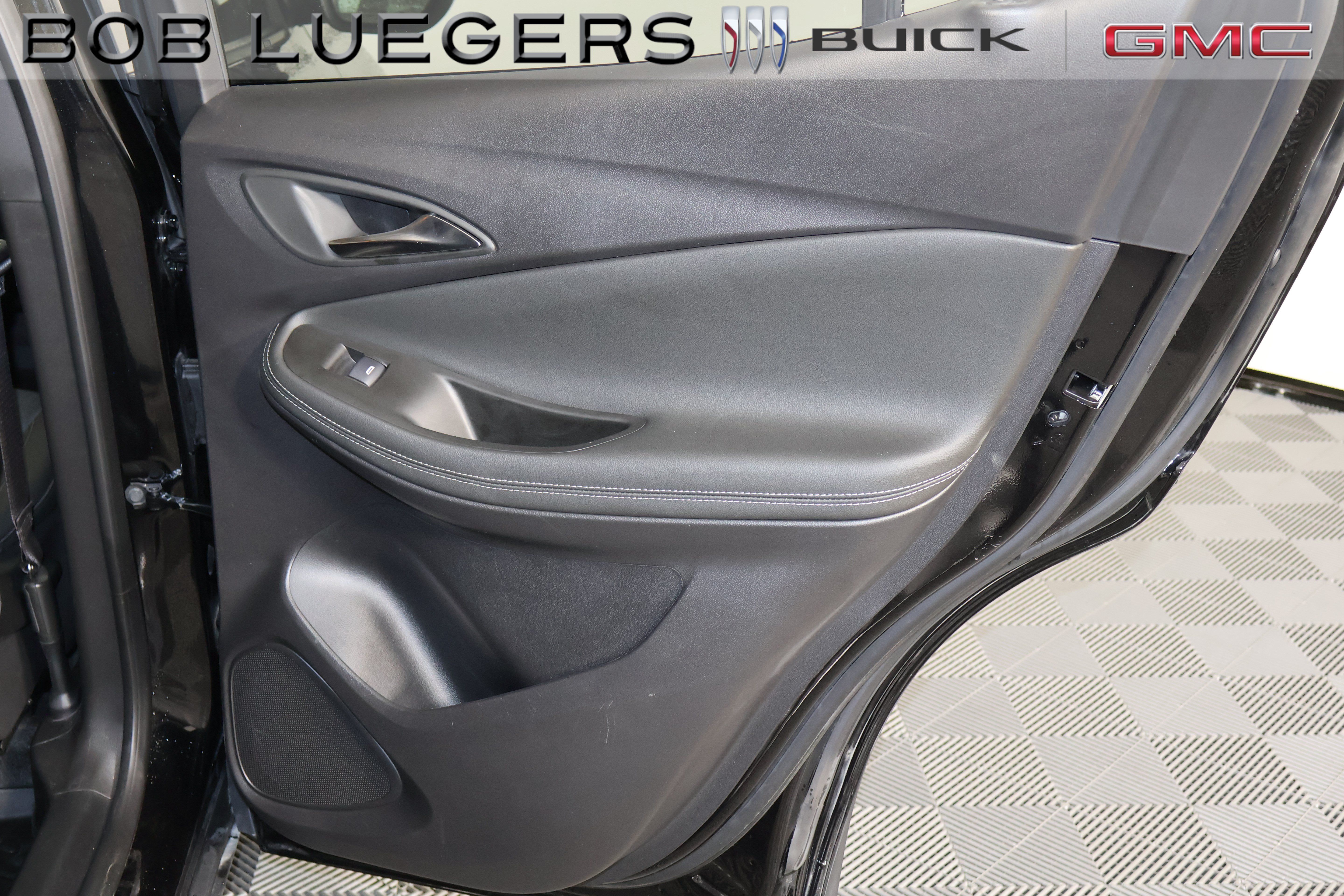 Certified 2026 Buick Encore GX Preferred FWD image 13