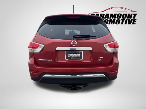 Used 2015 Nissan Pathfinder SV image 6