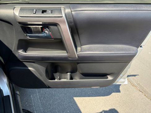 Used 2019 Toyota 4Runner SR5 Premium w/ Wilderness Package AWD/4WD image 28