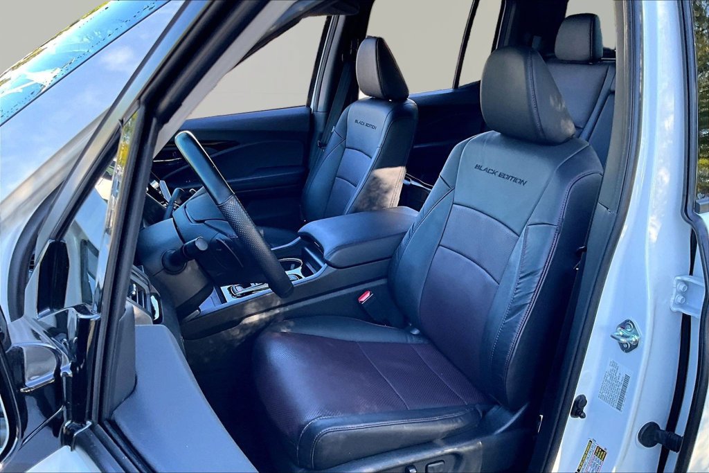 Certified 2024 Honda Ridgeline Black Edition image 15