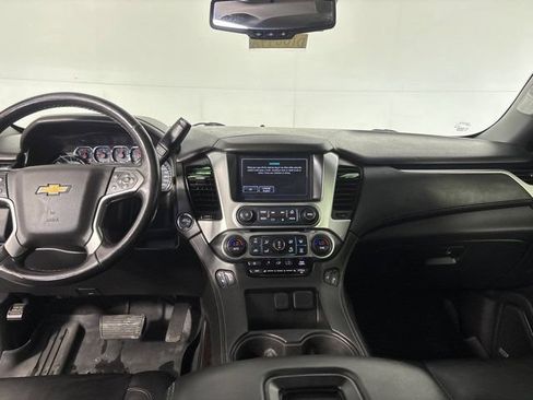 Used 2020 Chevrolet Tahoe LT AWD/4WD image 32