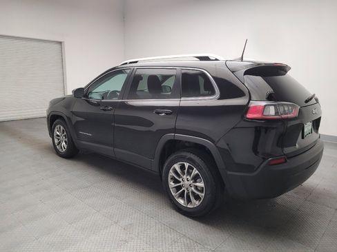 Used 2019 Jeep Cherokee Latitude Plus w/ Comfort/Convenience Group FWD image 3