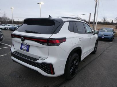 New 2026 Volkswagen Tiguan SE R-Line