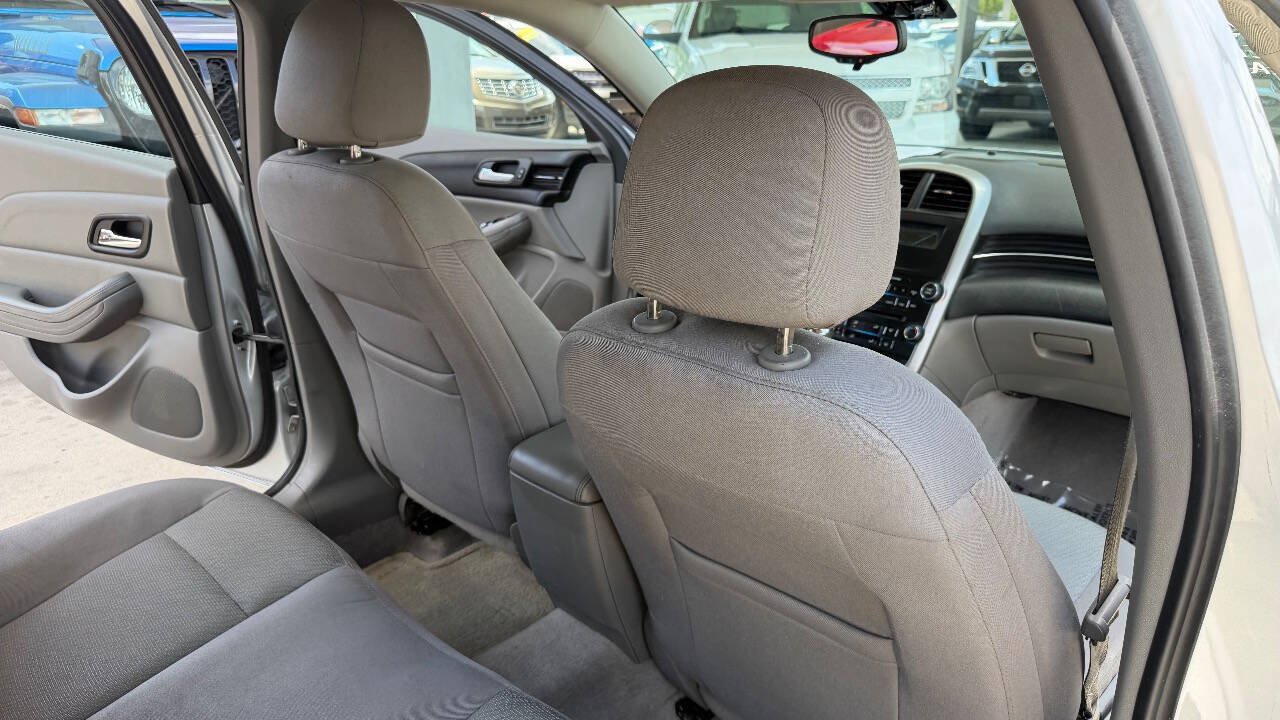 Used 2015 Chevrolet Malibu LS w/ Protection Package FWD image 17