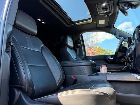 Used 2023 Chevrolet Silverado 3500 High Country image 24