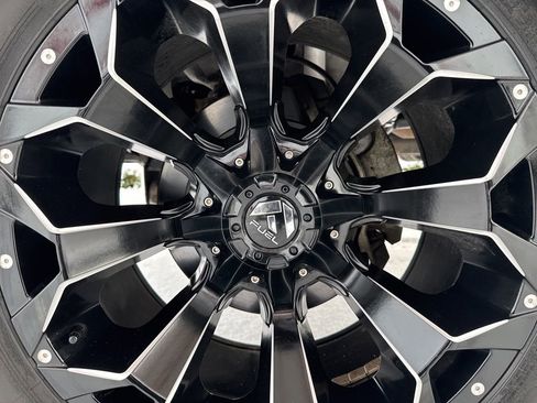 Used 2017 Chevrolet Silverado 2500 LTZ w/ Duramax Plus Package image 30