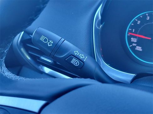 Certified 2023 Chevrolet Traverse LT image 38