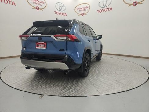 Used 2024 Toyota RAV4 XSE AWD/4WD image 8