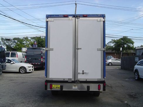 Used 2023 Ford Transit 350 w/ Upfitter Package RWD image 5
