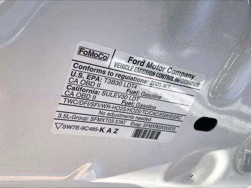 Used 2025 Lincoln Navigator Black Label AWD/4WD image 32