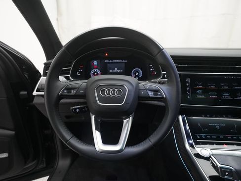 Used 2020 Audi Q7 3.0T Prestige w/ Prestige Package AWD/4WD image 4
