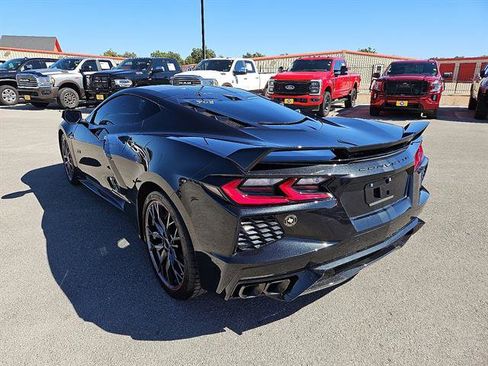 Used 2023 Chevrolet Corvette Stingray Premium Cpe w/ Z51 Performance Package image 3