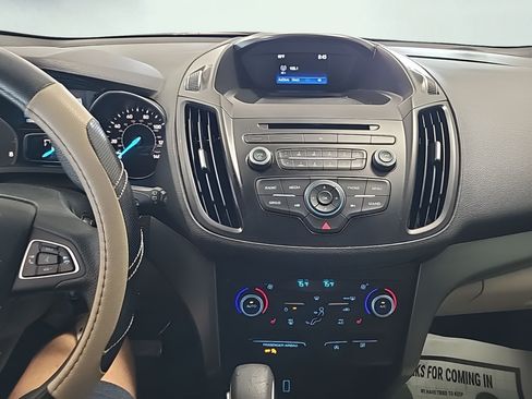 Used 2018 Ford Escape SE AWD/4WD image 9