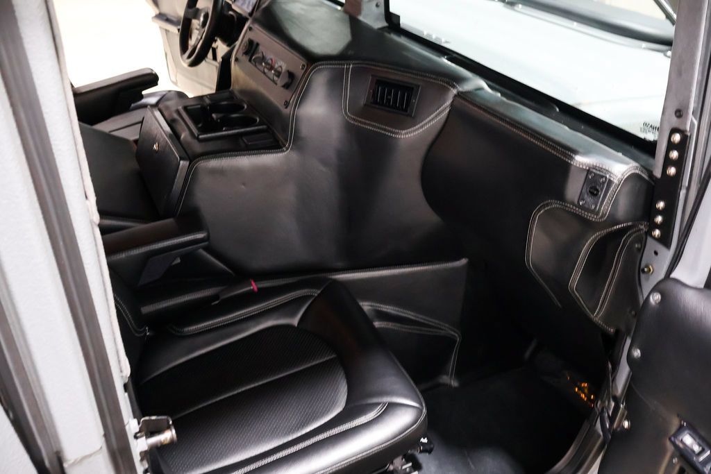 Used 2003 HUMMER H1 4-Door Wagon AWD/4WD image 41