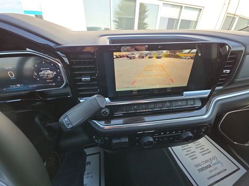 New 2026 Chevrolet Silverado 1500 LT image 17