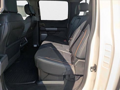 New 2025 Ford F250 Lariat w/ Lariat Ultimate Package image 15