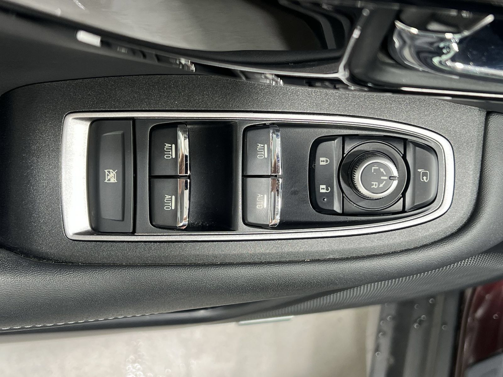 Used 2024 Subaru Outback Touring XT AWD/4WD image 13