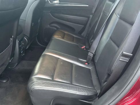 Used 2019 Jeep Grand Cherokee Limited w/ Trailer Tow Group IV image 25